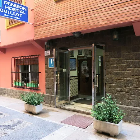 Hostal Guillot-3