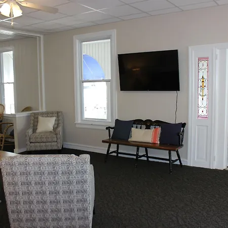 Blue Water Inn-2