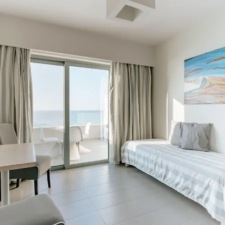Palm Beach Hotel Apartments-3