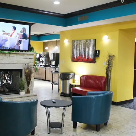 Parkwood Inn & Suites-3