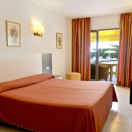 Hotel Amoros-3