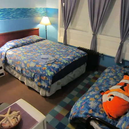 The Pirate Haus Inn-2