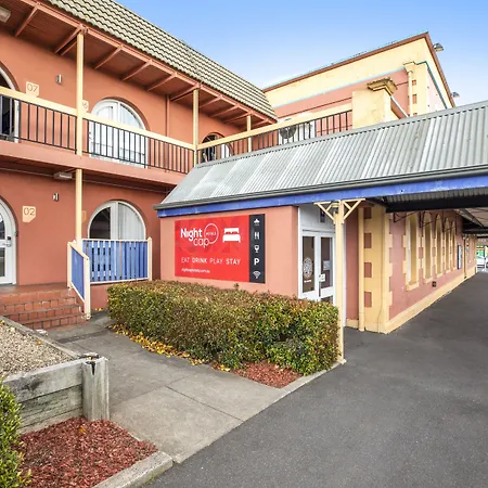 Nightcap At Federal Hotel Mt Gambier-3