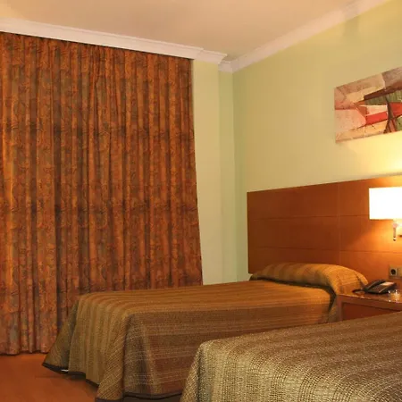 Hotel 4C Puerta Europa-3