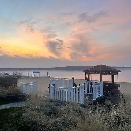 The Beach Haus - Traverse City-3