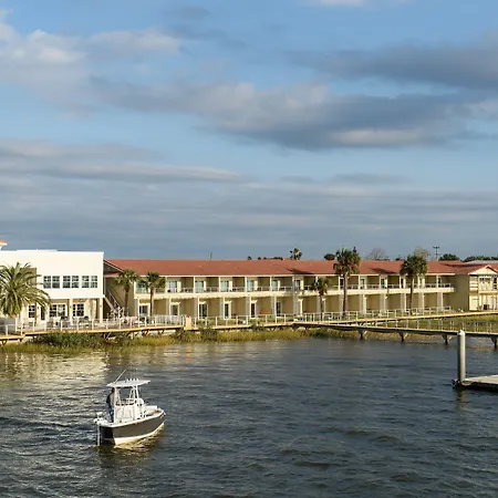 Marker 8 Hotel And Marina-3