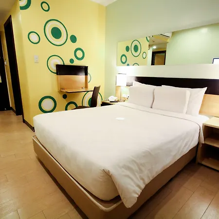 Go Hotels Iloilo-3