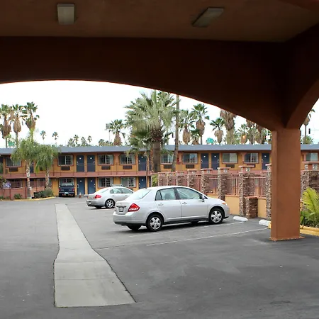 Orange Show Inn-2