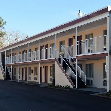 Fort Eustis Inn-3