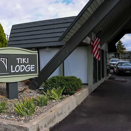 Tiki Lodge Motel-3