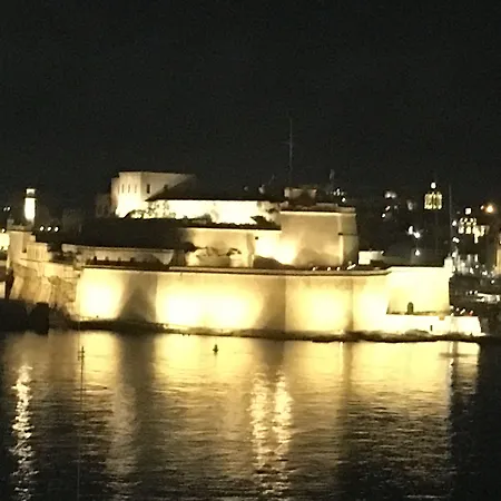 Grand Harbour Hotel-2