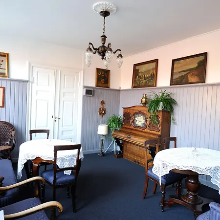 Hotel Gudhjem-2