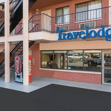 Travelodge By Wyndham Reno-3