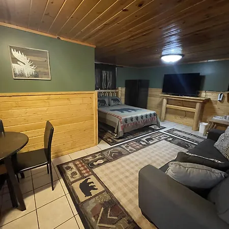The Fishing Bear Lodge-2