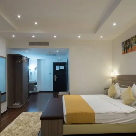 Hotel Best Night-3
