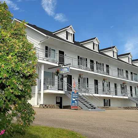 Auberge Sur Mer Charlevoix-3