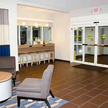 Microtel Inn & Suites By Wyndham - Penn Yan-2