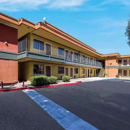 Rodeway Inn Livermore-2