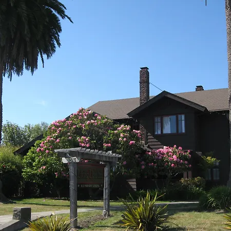 The Captains Quarters-2