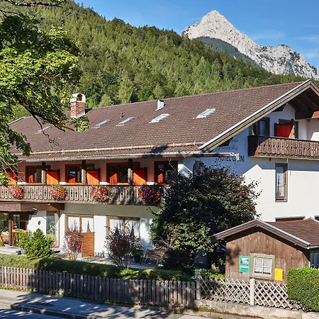 Hotel Franziska-2