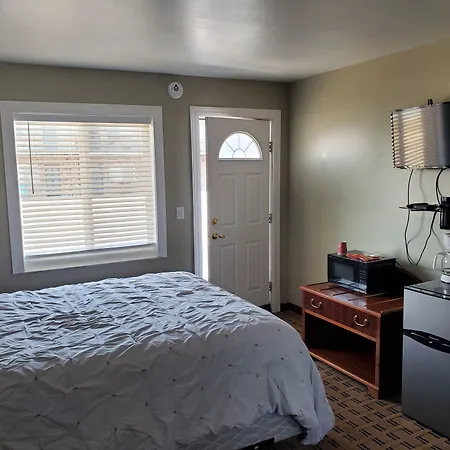 Golden Gate Lodging-3
