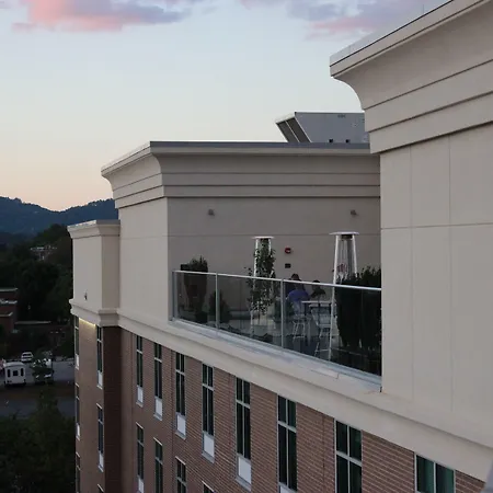 Hilton Garden Inn Asheville Downtown-2