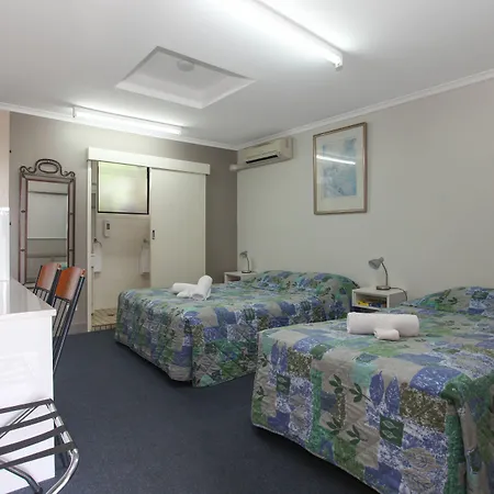 Tandara Hotel Motel-3