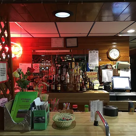 Kluane Park Inn-3