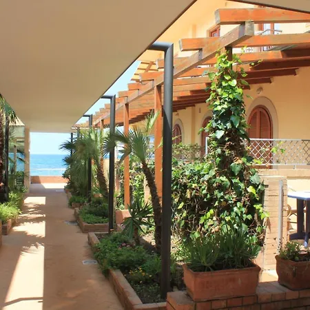 Hotel Residence La Darsena-3