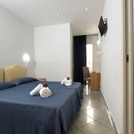 Hotel Scarlet-3