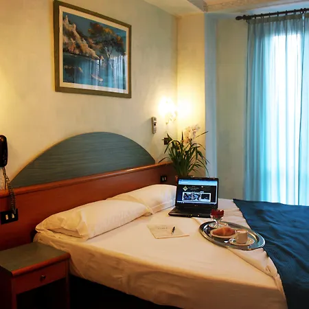 Hotel Roma-3