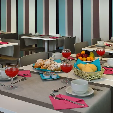 Embassy Hotel & Spa-2