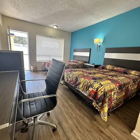 Economy Inn-3