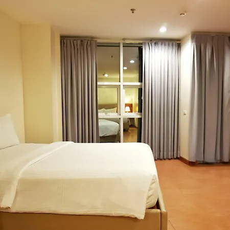 The Well Hotel-2