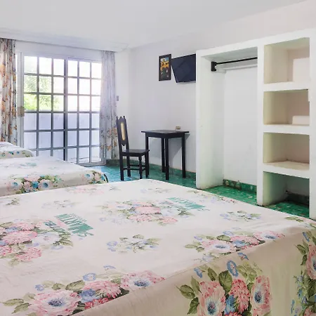 Oyo Hotel San Martin-3