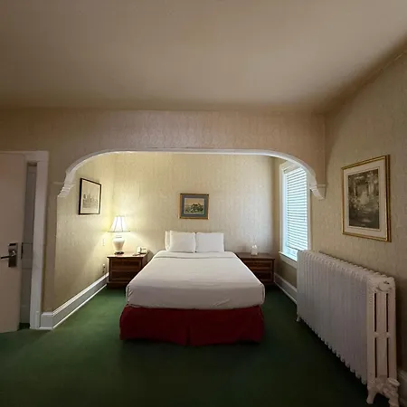 Windsor Inn Hotel-2