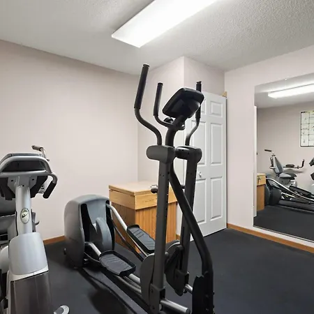 Days Inn By Wyndham Spearfish-2