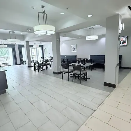 Holiday Inn Express & Suites Bonham By Ihg-2