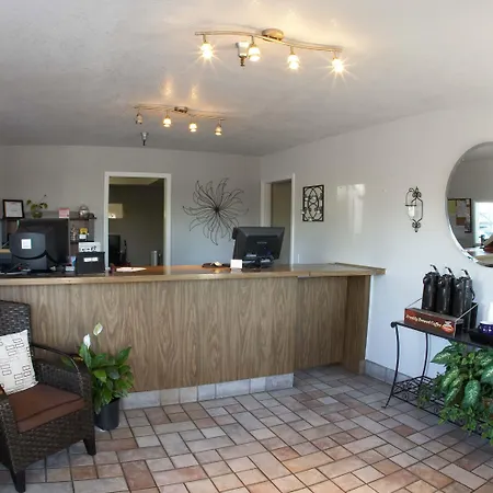 Days-Inn By Wyndham Bakersfield-2