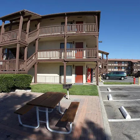 Palms Inn & Suites-2