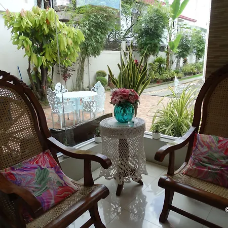 Harbour Gardens Tourist Inn-3
