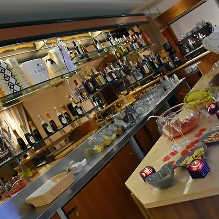 Hotel Joy-2