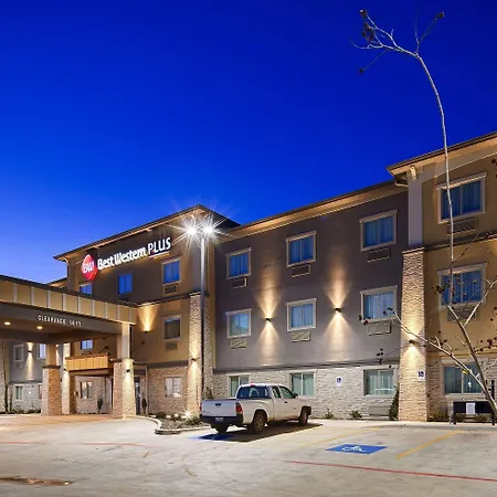 Best Western Plus Lonestar Inn & Suites-3