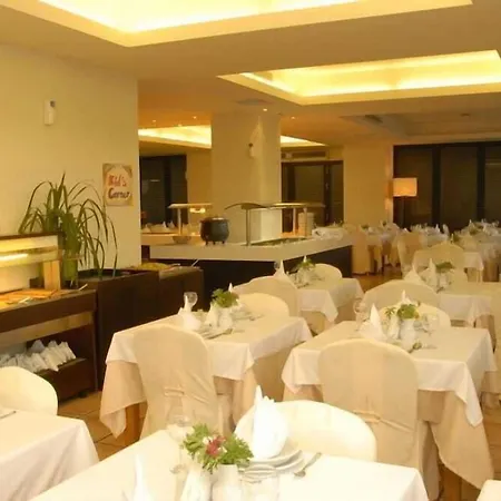 Bitzaro Grande Hotel & Suites-2