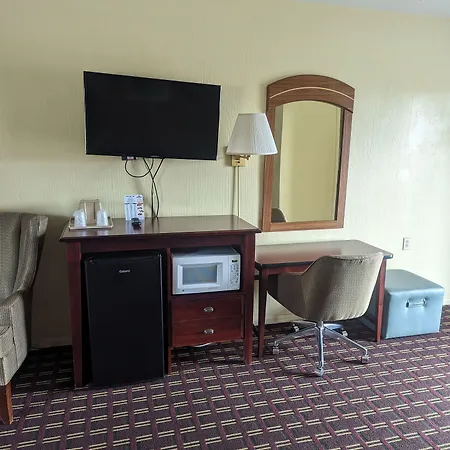 Dollar Inn-2