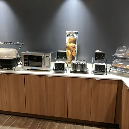 Microtel Inn & Suites By Wyndham Clarion-3