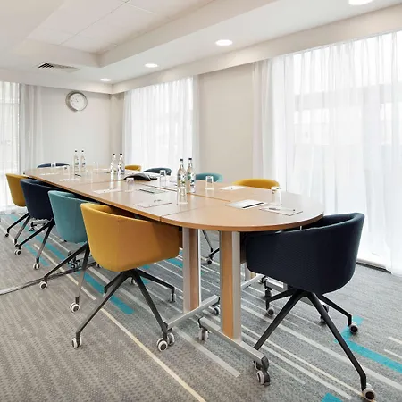 Hampton By Hilton London Excel-3
