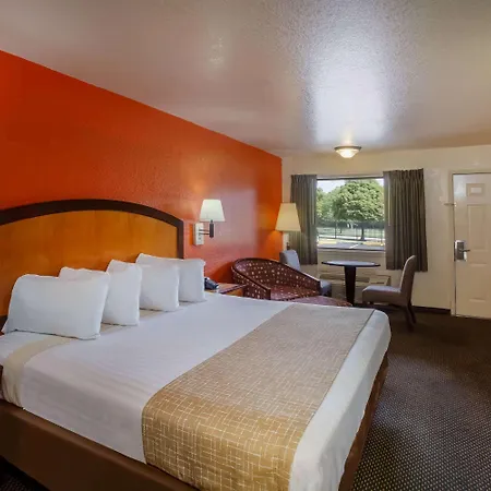 Travelodge By Wyndham Houston Hobby Airport-2