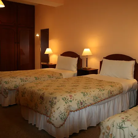 Valley Lodge Room Only Guest House-2