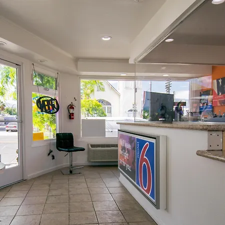 Motel 6-San Bernardino, Ca - Downtown-3